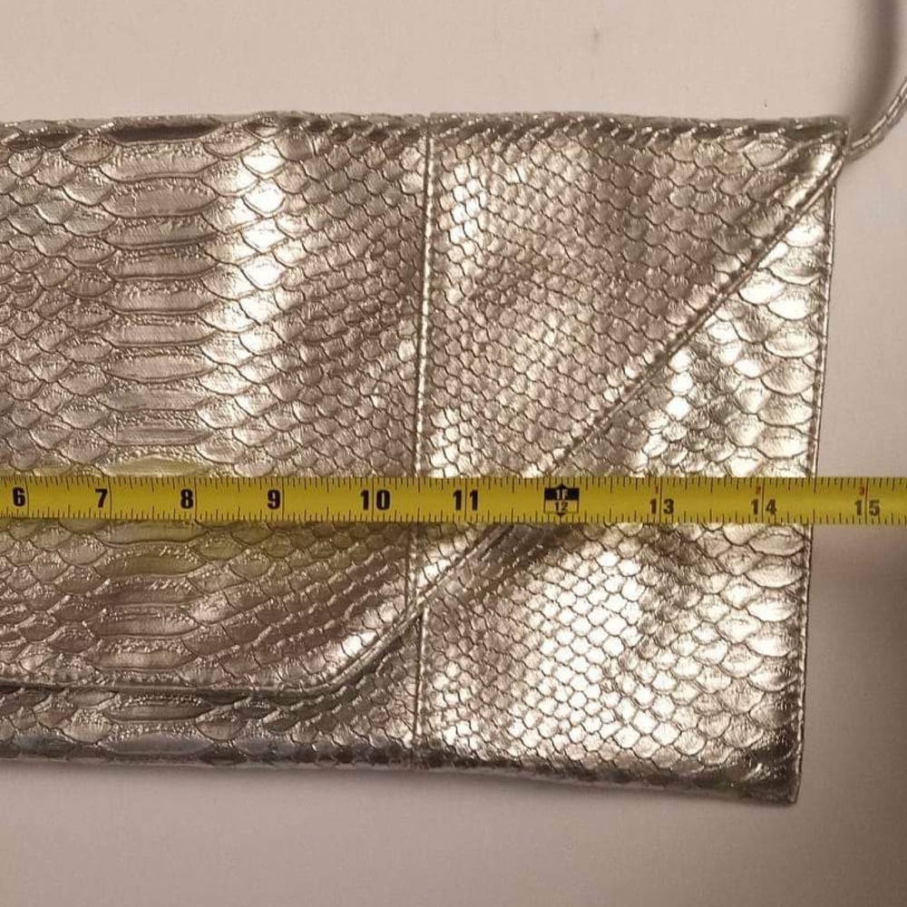 gray handbag - Picture 6 of 8
